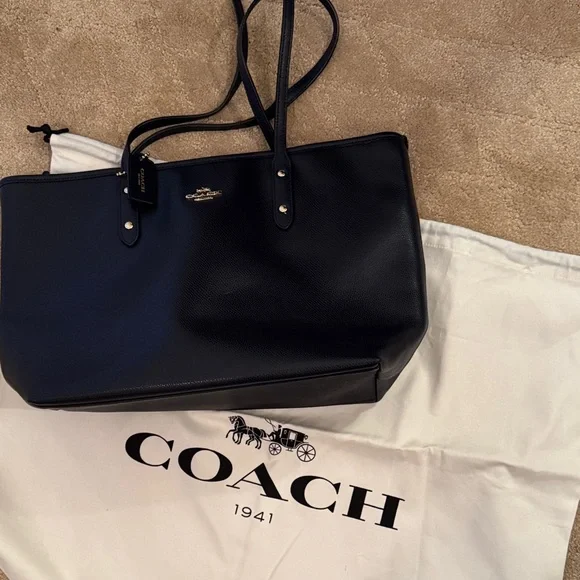 Coach Navy Tote Bag Purse with Gold Accents - Picture 7 of 7